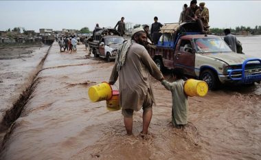 Kushtet e vështira të shkaktuara nga ndryshimet klimatike, po shkaktojnë migrim të gjerë në Pakistan