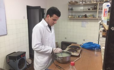 Studenti mitrovicas prodhon djathë nga hirra