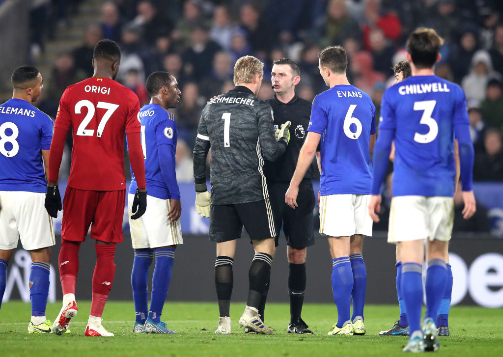 Schmeichel fajëson gjyqtarët pas humbjes nga Liverpooli: Gjyqtari deshi ta bënte veten hero, penalltia na humbi qetësinë