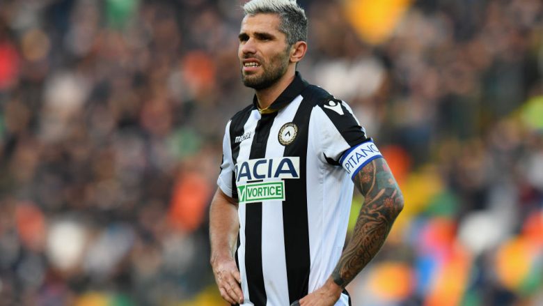 Behrami po stërvit me klubin italian Genoa, shpreson t’i ofrohet kontratë