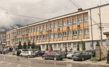 Nuk zbatuan urdhrat e Qeverisë për izolim, arrestohen gjashtë persona në Pejë