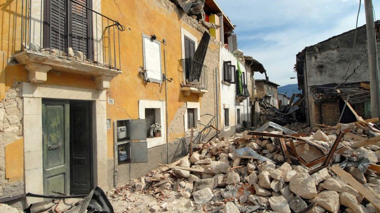 Për 30 minuta Italia të shtunën goditet nga tre tërmete, panik dhe frikë te banorët