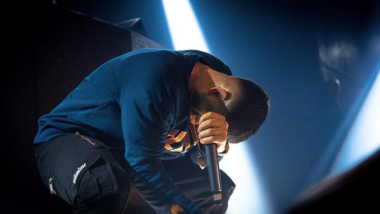 Noizy publikon fotografi duke qarë në skenë: Shumë lot dhe djersë për të arritur këtu sot