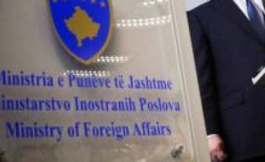 Diplomacisë kosovare i mungojnë diplomatët