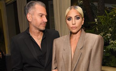 Lady Gaga i rikthehet sërish ish-të fejuarit Christian Carino?