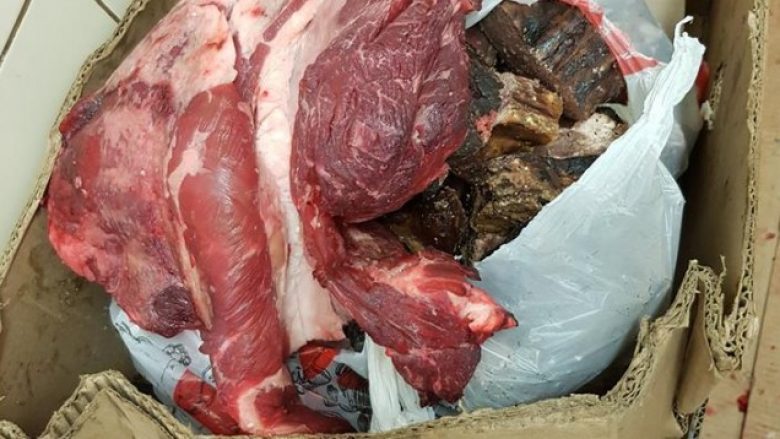 Konfiskohen mbi 3 mijë kilogram mish dhe shtatë lopë në Sigë të Pejës