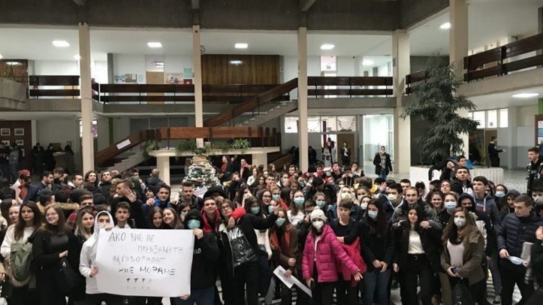 Shkup, në disa shkolla bojkotohet mësimi për shkak të ndotjes së ajrit