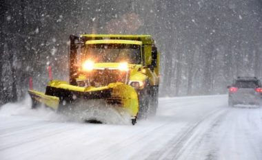 Një pjesë e SHBA-së kaplohet nga stuhia e borës