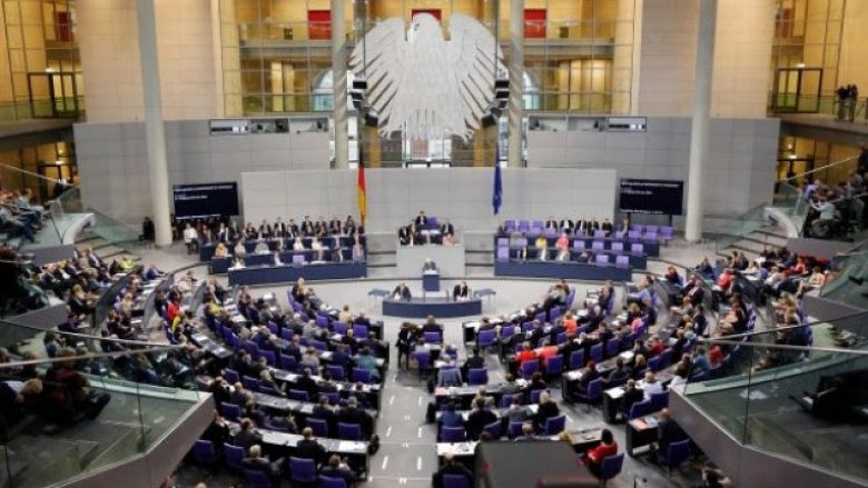 ​Bundestagu gjerman pritet të akordojë ndihmë financiare për Shqipërinë