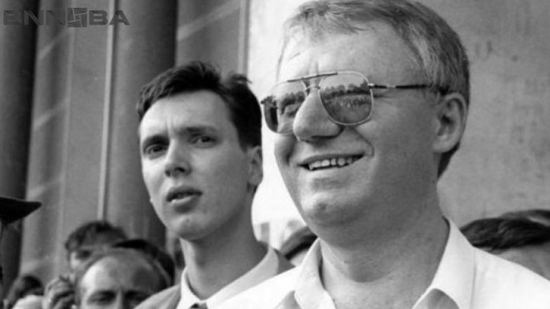 A ishte Aleksandar Vuçiq, ‘krah i djathtë’ i Sheshelit edhe gjatë luftës në Kosovë?