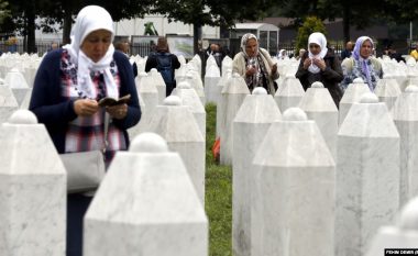 “Nënat e Srebrenicës” ngrenë padi kundër Holandës