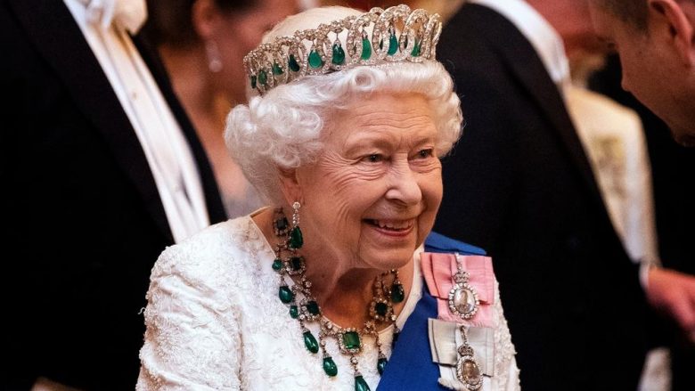 Mbretëresha Elizabeth II nënshkruan Ligjin për Brexitin, Britania e Madhe largohet nga BE-ja më 31 janar