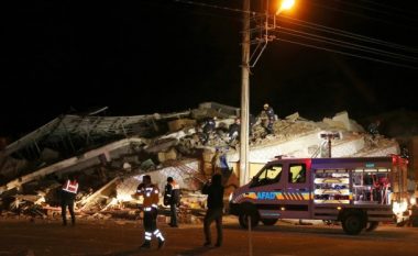 ​Shkon në 15 numri i viktimave nga tërmeti në Turqi