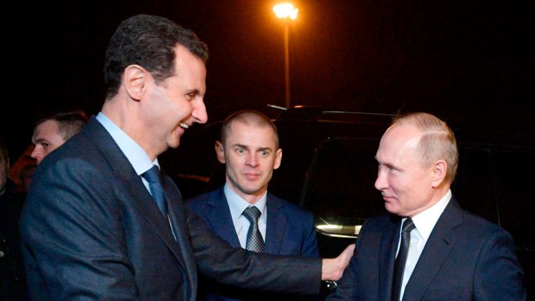 “Ftoje, ai do të vijë”: Putin bën shaka se Bashar al Asad duhet ta ftojë Trumpin në Siri