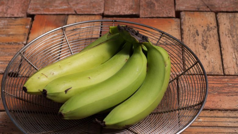 Nga banania e papjekur mund të krijoni banane të pjekur për vetëm 30 sekonda!
