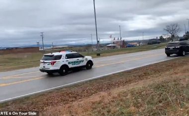 Baza ajrore amerikane në Tennessee mbyllet pas të shtënave me armë zjarri