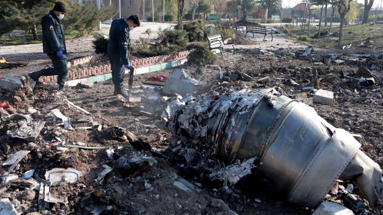 Zyrtarët amerikanë të sigurt se Irani rrëzoi aeroplanin e pasagjerëve, ku humbën jetën 176 persona