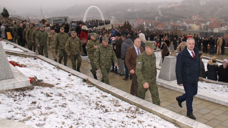 FSK homazhe në nderim të dëshmorëve dhe martirëve në Reçak