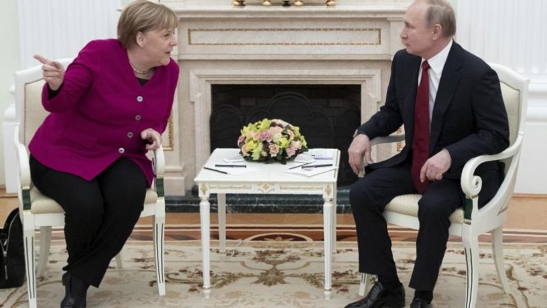 Kriza në Iran, Merkel takohet me Putinin