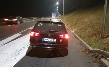 Tri veturave të mërgimtarëve iu shpërthehen gomat në Serbi - apelojnë të kihet kujdes në autostradën e Nishit