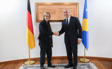 Haradinaj pas takimit me Schütz: Kosova e gatshme për dialog dhe marrëveshje me njohje reciproke, por në kufijtë ekzistues