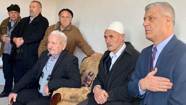 Thaçi viziton familjen policit Sami Thaqi, që humbi jetën në detyrë