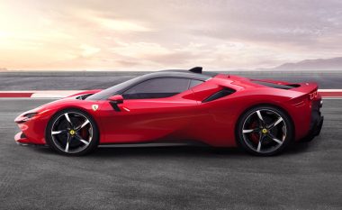 Detajet e ndërtimit të një super-veture nga Ferrari, procesi i gjatë për ta fuqizuar sa më shumë