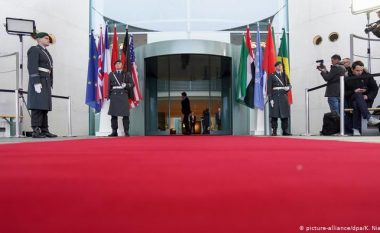 Liderët botërorë janë mbledhur në Berlin, që të marrin pjesë në konferencën për paqe në Libi