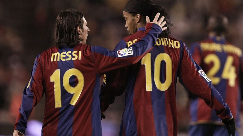 Ronaldinho: Messi nuk kishte nevojë për asgjë nga unë kur erdhi te Barcelona, ishte ndryshe nga gjithë të tjerët