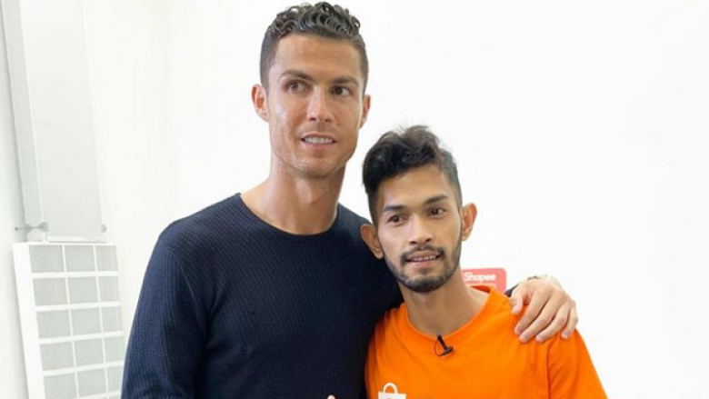 Cristiano Ronaldo u ftua në dasmën e djaloshit që i mbijetoi cunamit pasi ia ndërtoi shtëpinë dhe pagoi shkollimin e tij