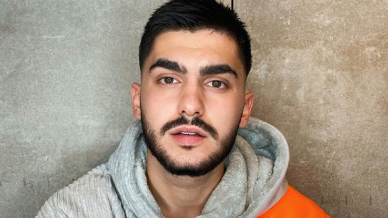 Butrint Imeri kryeson listën e “Top Awards”