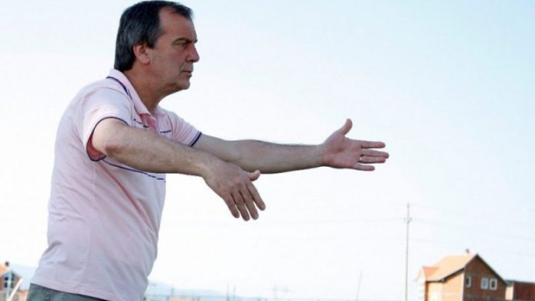 Skënder Shëngyli prezantohet si trajner i Lirisë dhe flet për objektivat e klubit