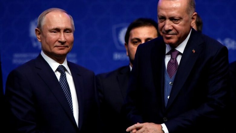 Të mbledhur në Stamboll, Putin dhe Erdogan thanë se vdekja e Soleimanit “minoi sigurinë” në rajon