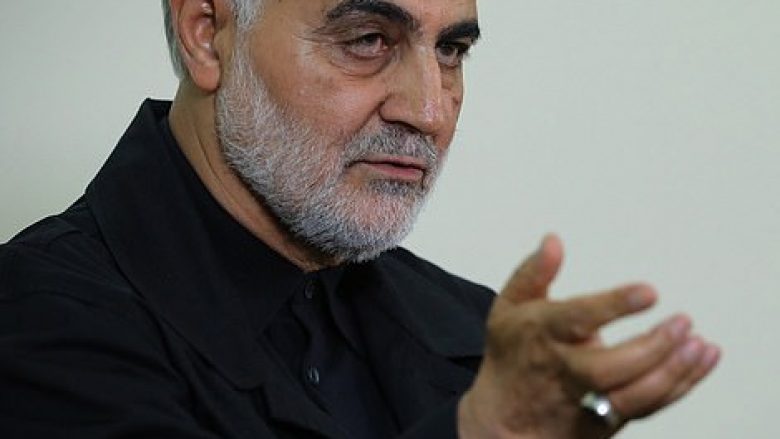 Udhëheqësit e lartë të Iranit reagojnë ashpër ndaj vrasjes së gjeneralit Soleimani, kërkojnë hakmarrje ndaj Shteteve të Bashkuara