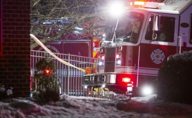 Helikopteri rrëzohet në oborrin e një shtëpie në Pensilvani, dy të vdekur – pamje nga vendi i ngjarjes