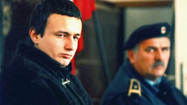 Ish i burgosuri politik Enver Dugolli, rrëfen se si ishte rrahur Albin Kurti në burgun e Lipjanit në vitin 1999
