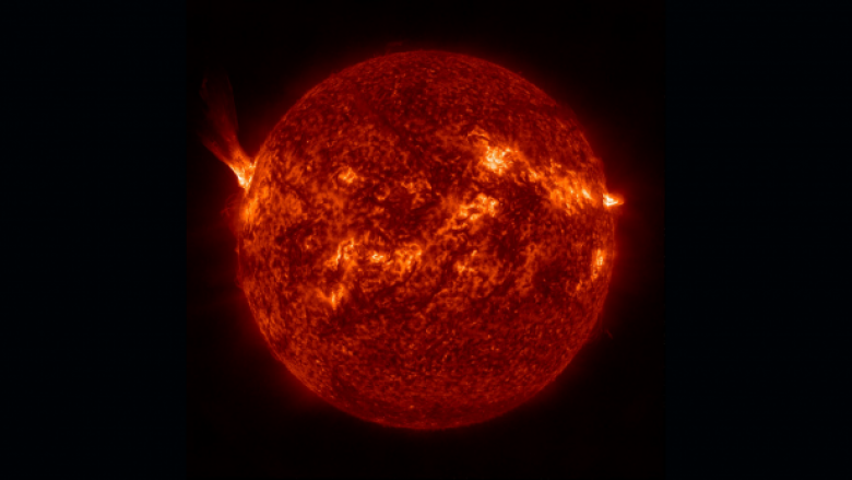 Fotografia më e detajuar e diellit që është bërë deri më tani