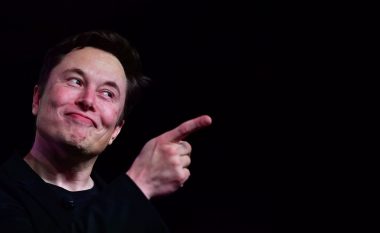 Pasuria e Elon Muskut brenda një dite rritet me 36 miliardë dollarë, Tesla arrin vlerën e tregut në 1 trilion dollarë