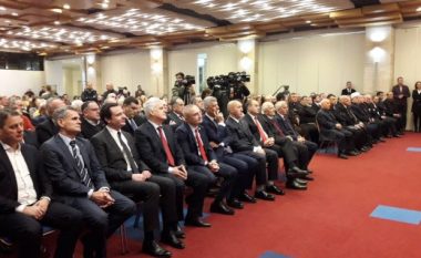 Akademia “Faleminderit Shqipëri” i bën bashkë Thaçin, Haradinajn e Kurtin