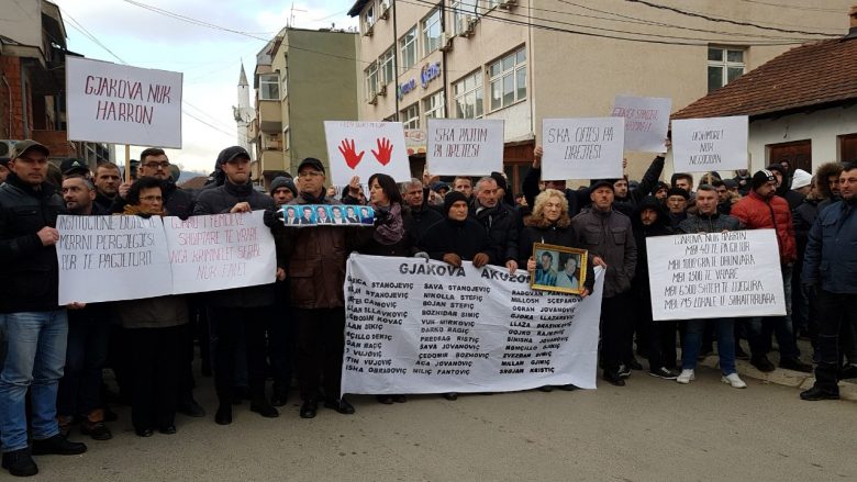 Në Gjakovë, nesër protestohet kundër ardhjes së pelegrinëve serbë