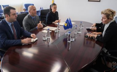 Haradinaj takon Apostoloven, flasin për zhvillimet politike në vend