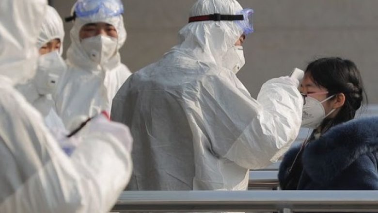 Kina konfirmoi 100 raste të reja nga coronavirusi, rritja më e lartë ditore që nga muaji prill