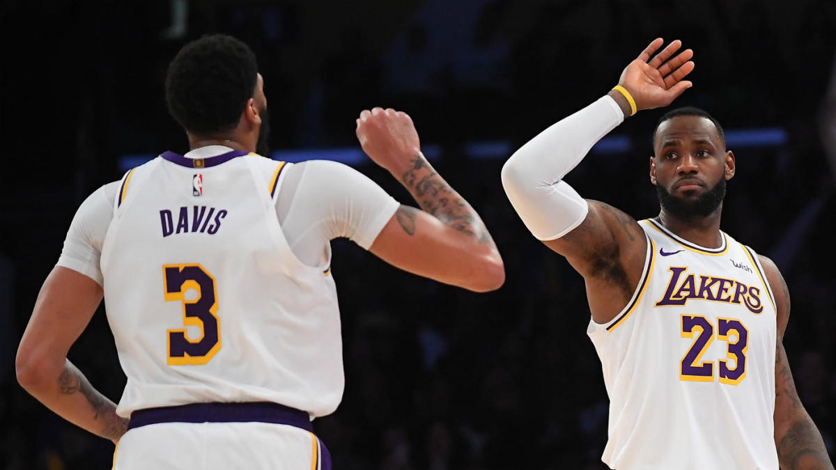 James shkëlqen me ‘Triple Double’, Lakers marrin fitoren e pestë radhazi