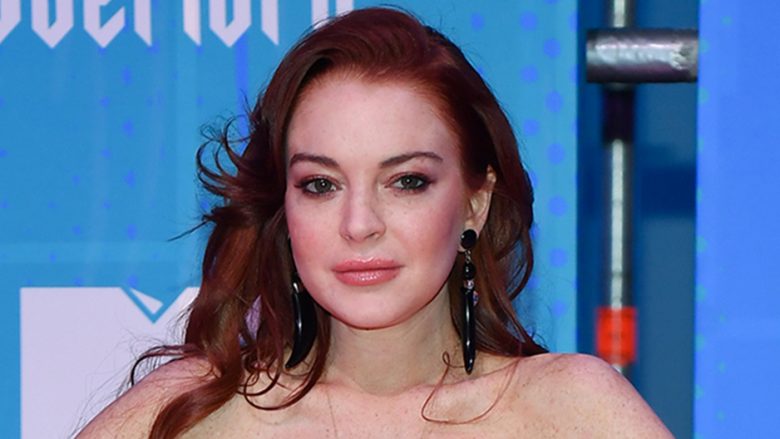 Lindsay Lohan thotë se do të publikojë albumin e ri në shkurt