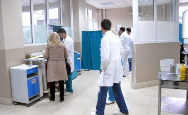 Ndërrimi i viteve, 300 persona në Tiranë përfunduan në spital pas abuzimit me alkolin
