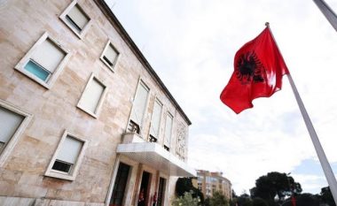 Dy diplomatë iranianë shpallen persona të padëshiruar në Shqipëri