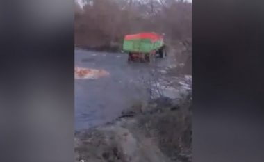 Hedh mbeturina në lumin Silnica, dënohet me gjobë