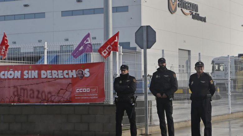 Pas kërcënimit për vënie të bombës, policia spanjolle evakuon punonjësit nga zyrat e Amazonit në Madrid