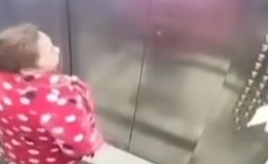 Frika nga përhapja e coronavirusit, Kina ashpërson masat e lëvizjes së civilëve në Hubei - një grua filmohet duke pështyrë butonat e ashensorit