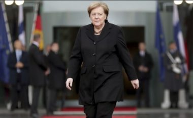 Merkel: Racizmi është helm që gjendet në shoqërinë tonë